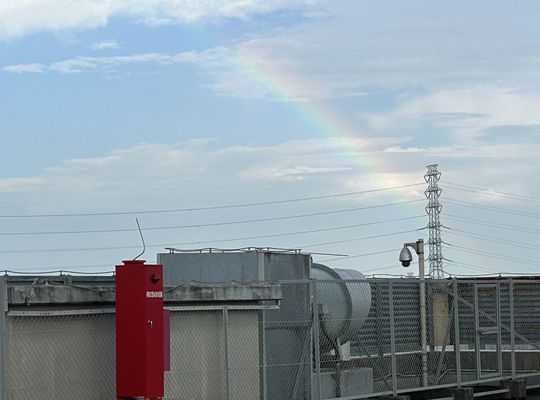 イオンモール浦和美園から見えた虹
